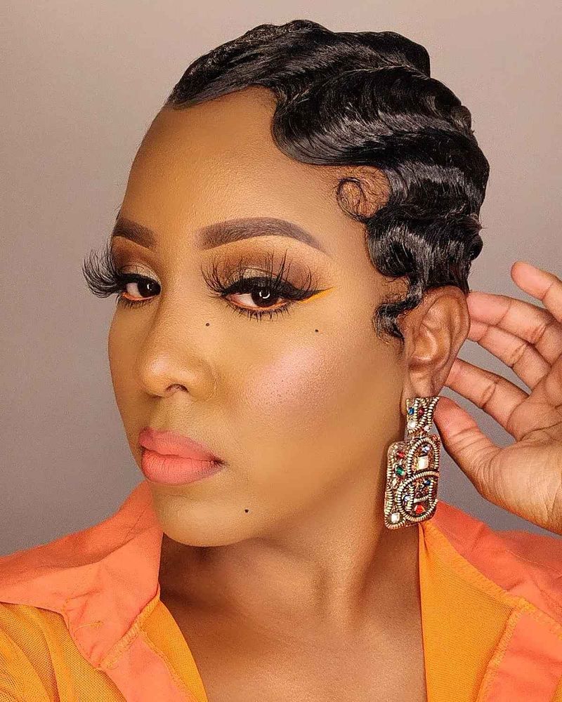 Finger Waves with Modern Edge