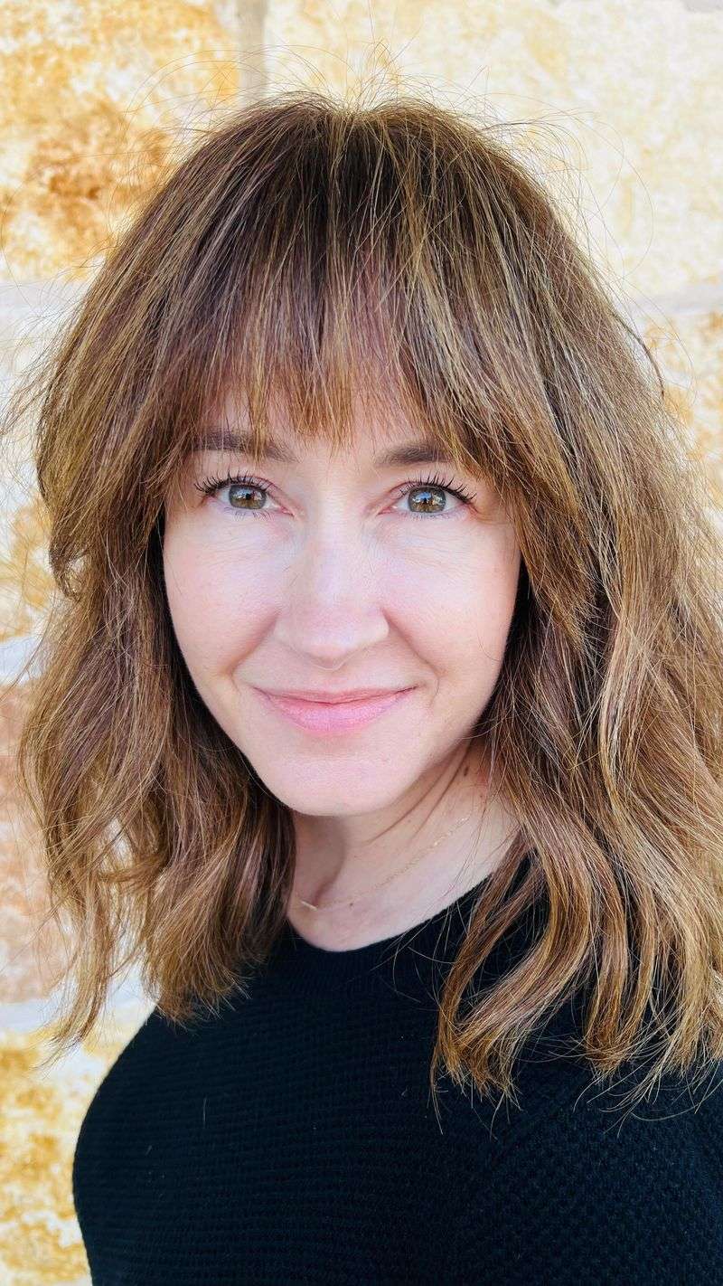 Blunt Lob with Modern Fringe