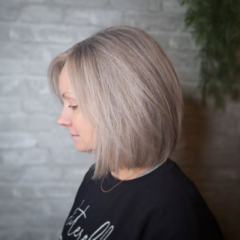 Side-Parted Grey Lob