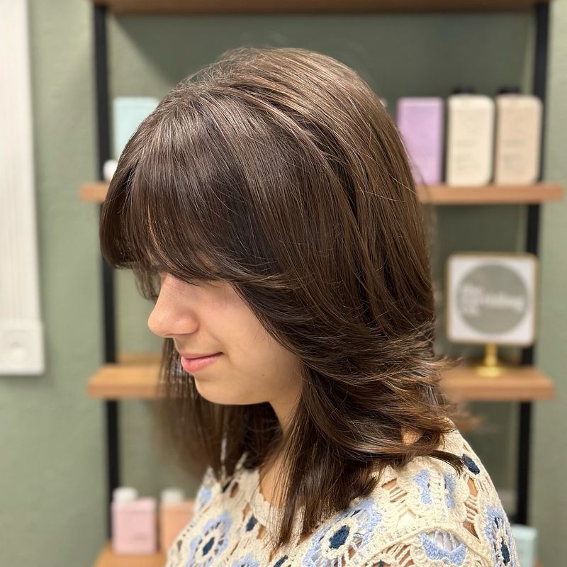 Feathered Mid-Length Cut