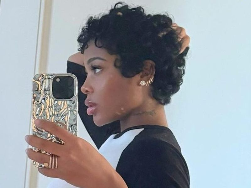 The Super Sleek Pixie