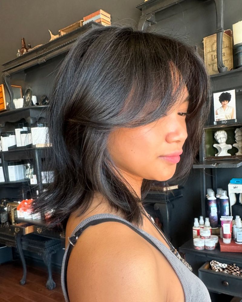 Collarbone Lob with Curtain Fringe