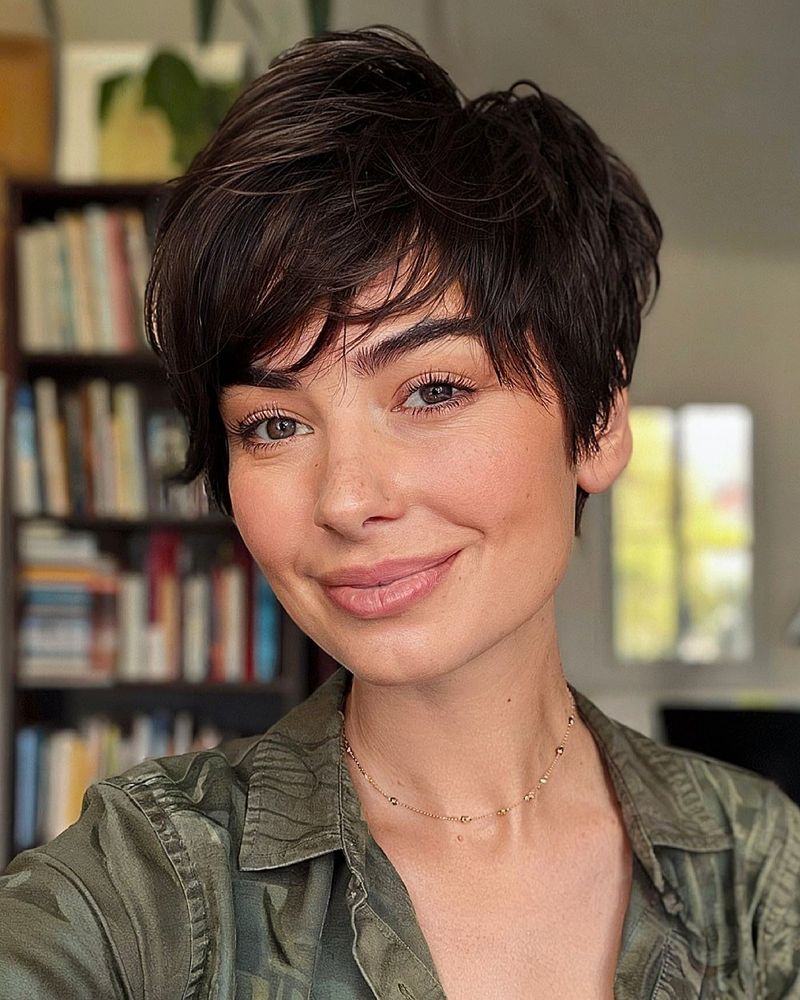 Voluminous Crown Pixie