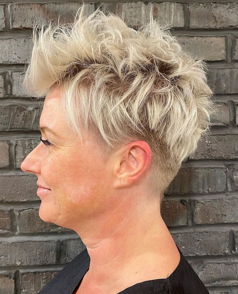 Pixie texturé avec sous-coupe