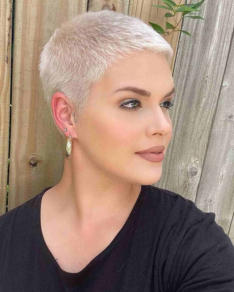Super Short Pixie Without Texture