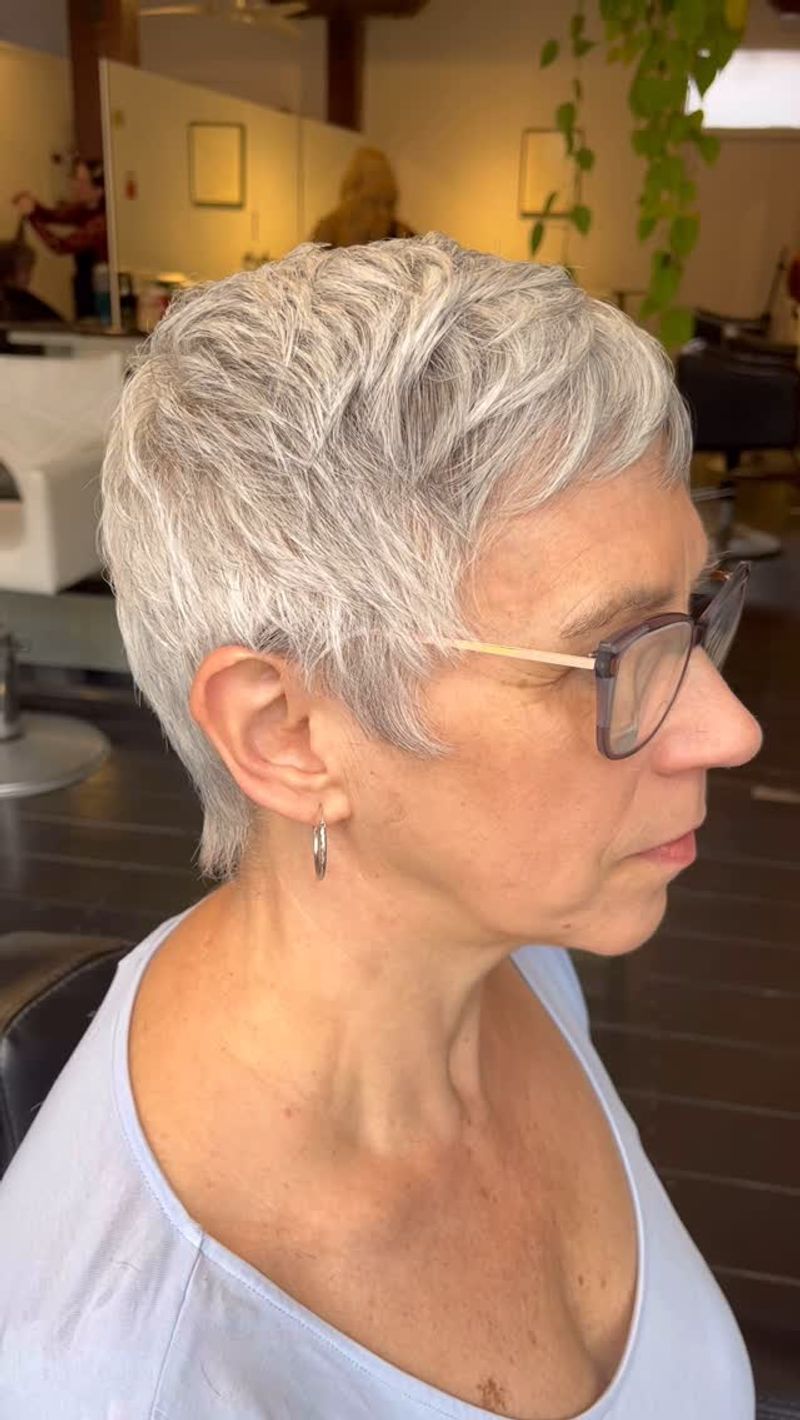 Soft Rounded Pixie