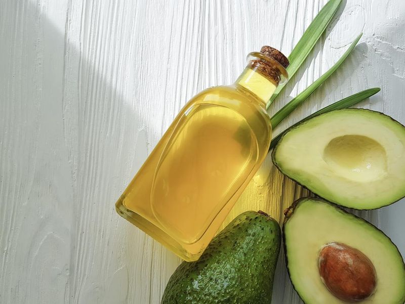 Avocado Oil: The Damage Repair Expert