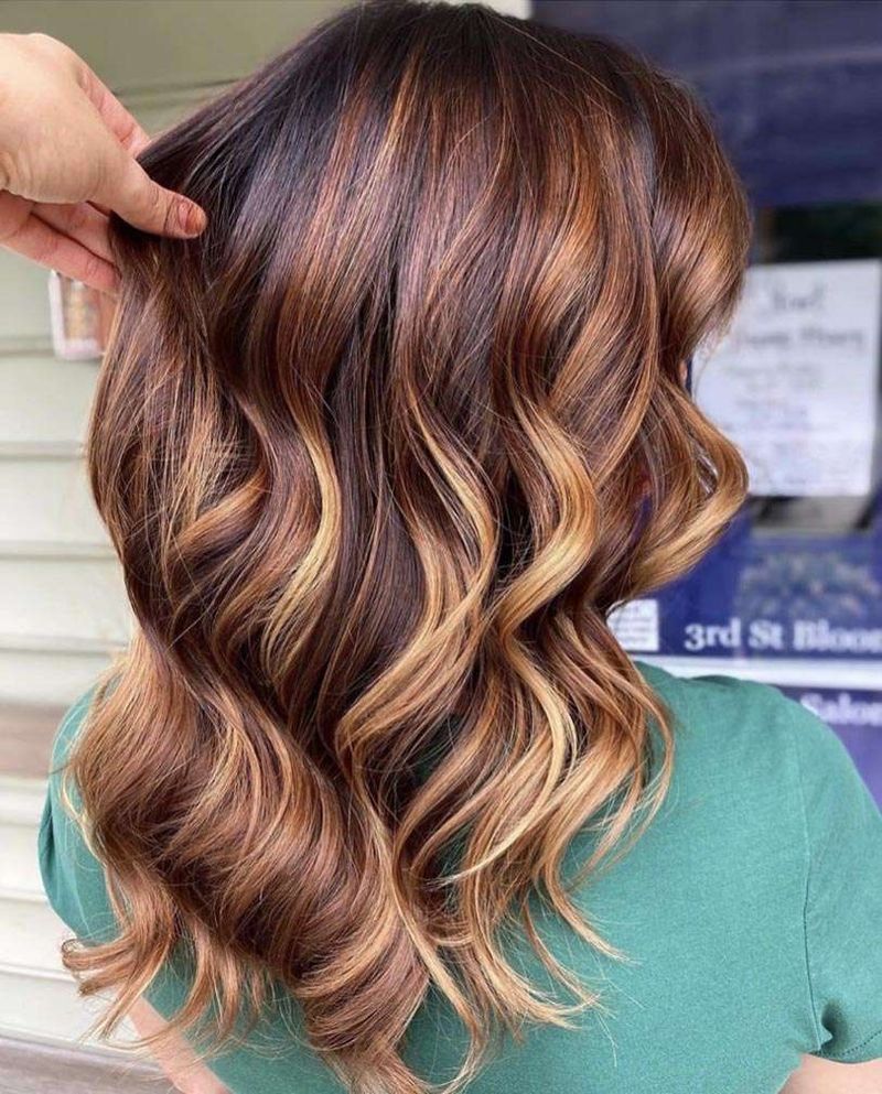 Color Dimension Creates Youthful Movement