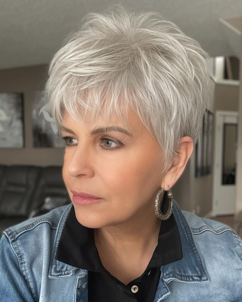 Textured Crop with Soft Fringe