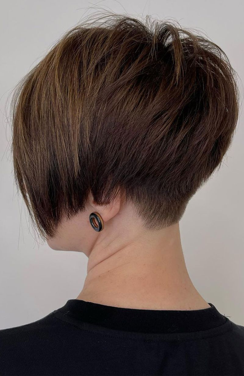 Tapered Nape With Volume