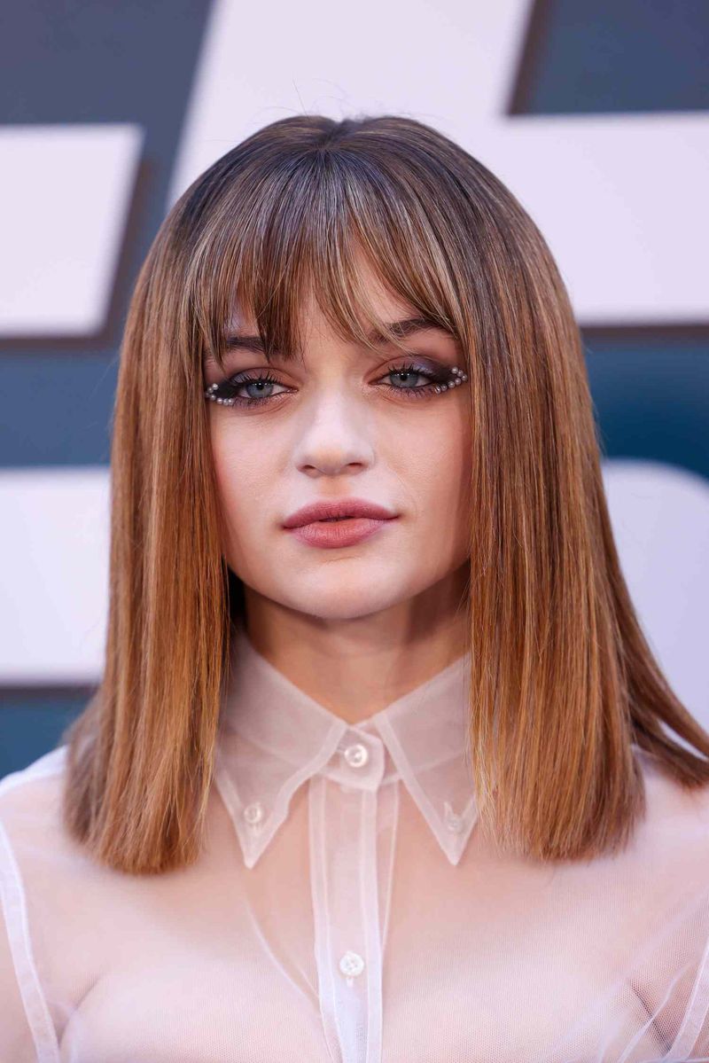 Blunt Mid-Length Cut