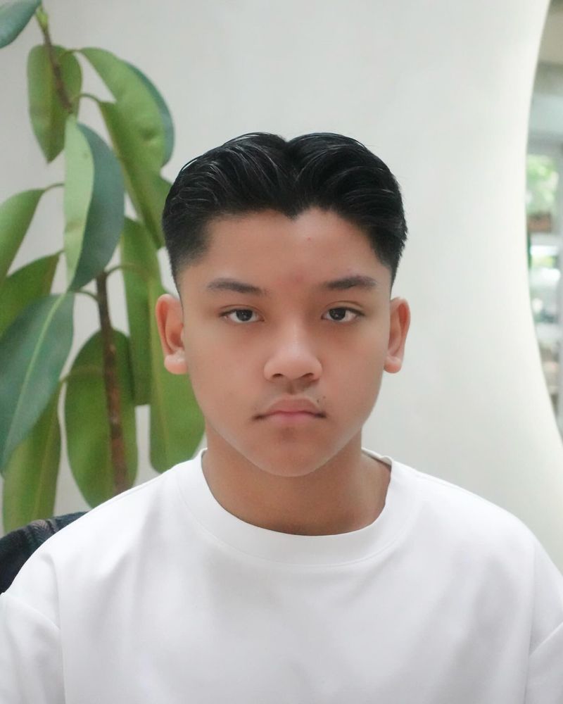 Curtained Middle Part