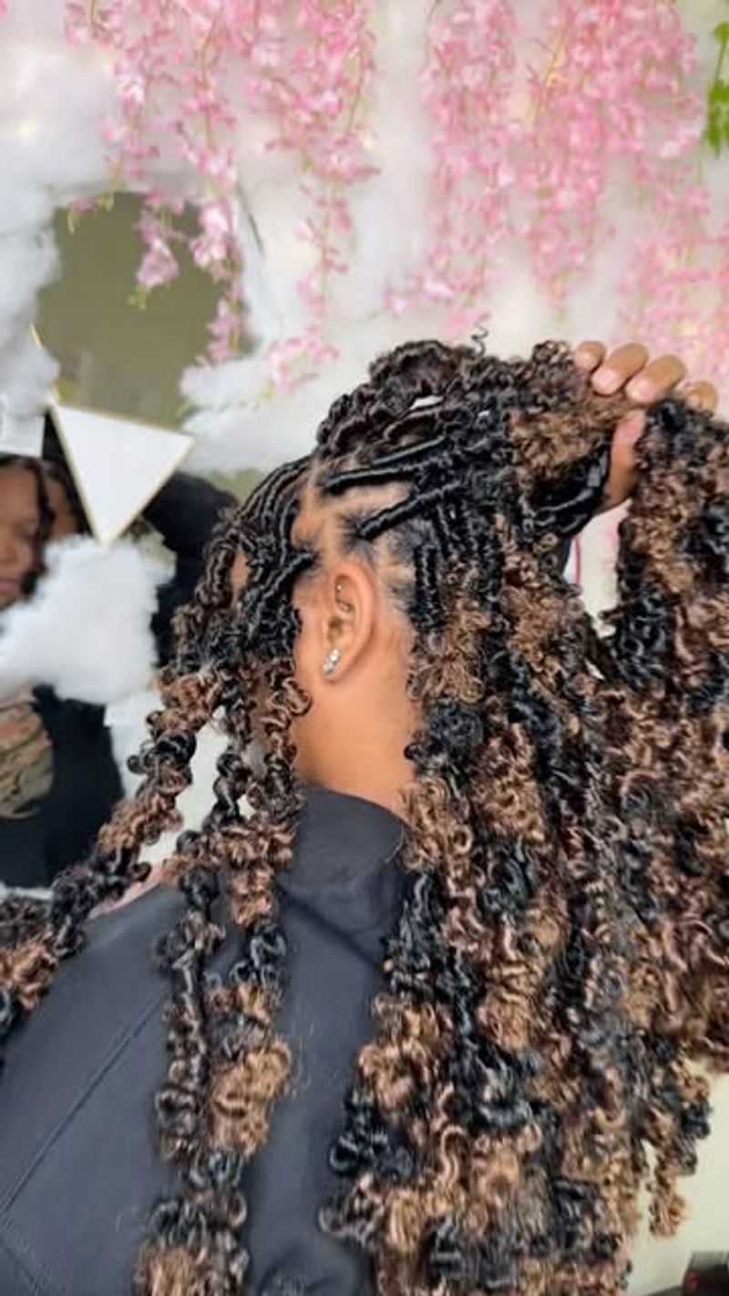 Butterfly Locs with Layered Lengths