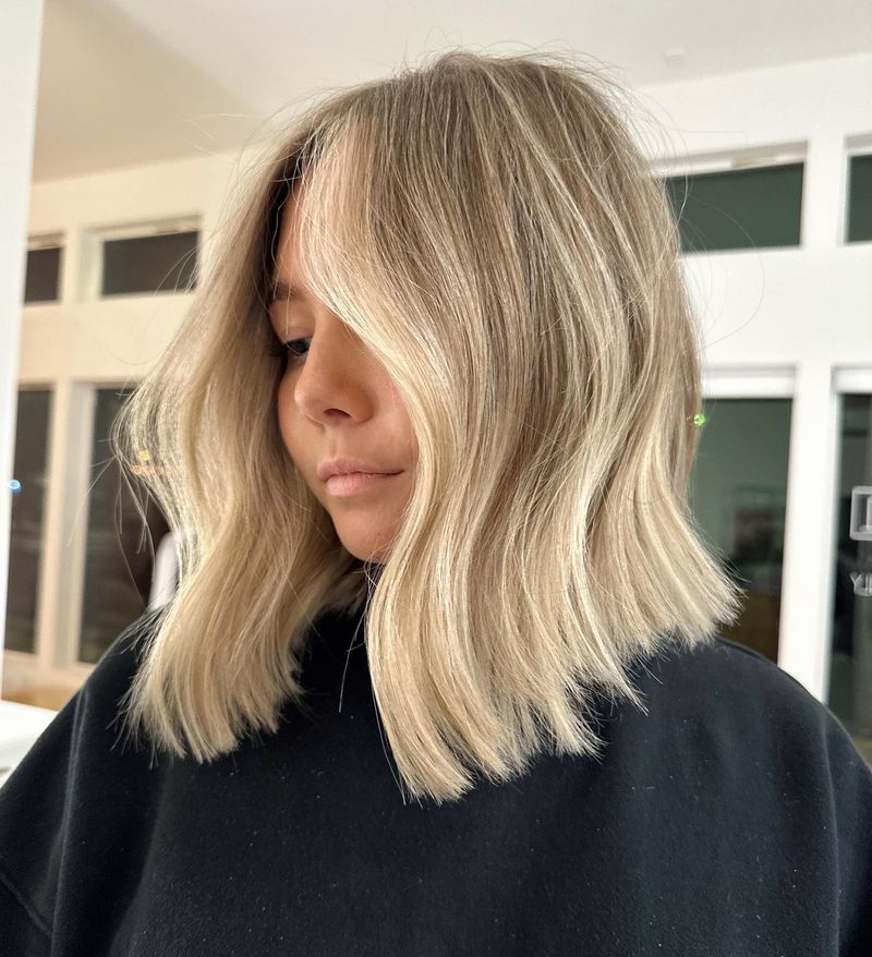Blunt Mid-Length Cut with Glossy Finish