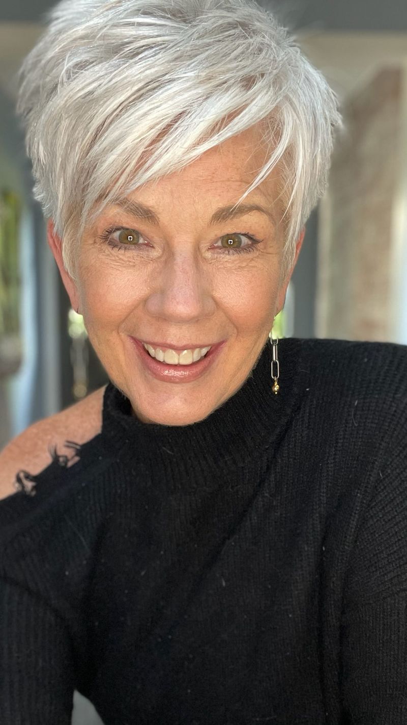 Textured Grey Crop