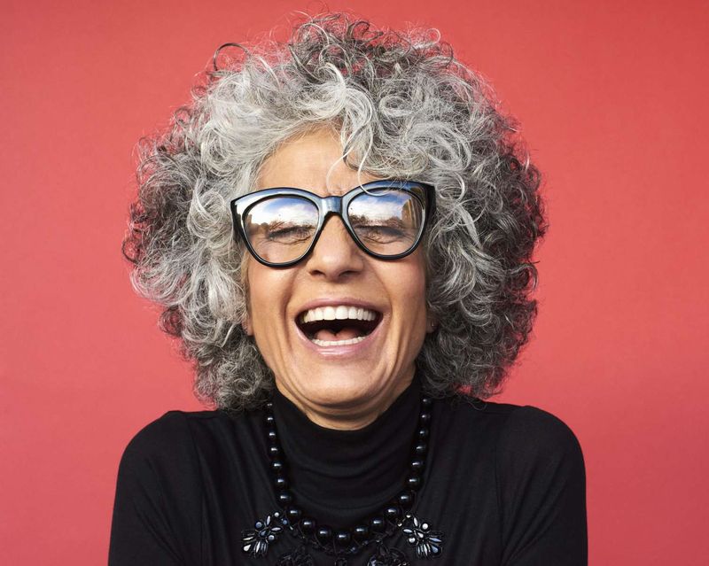 Going Gray Causes Hair to Thin