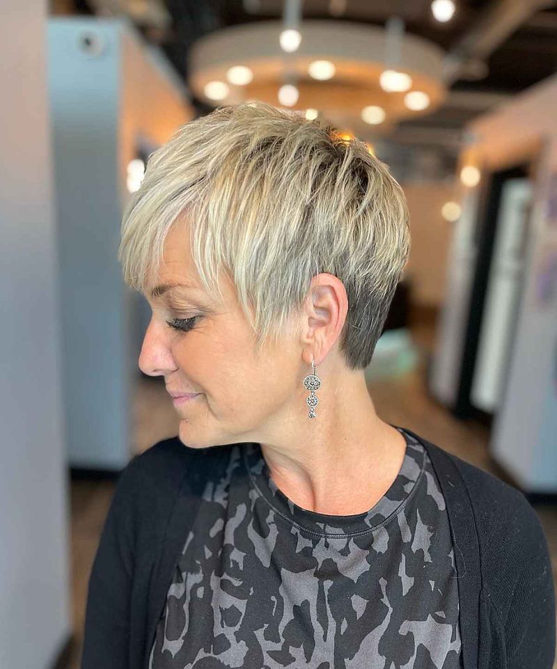 Pixie con basette lunghe