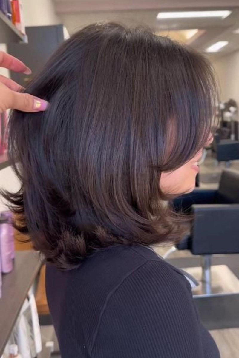 Collarbone Cut with Undercut