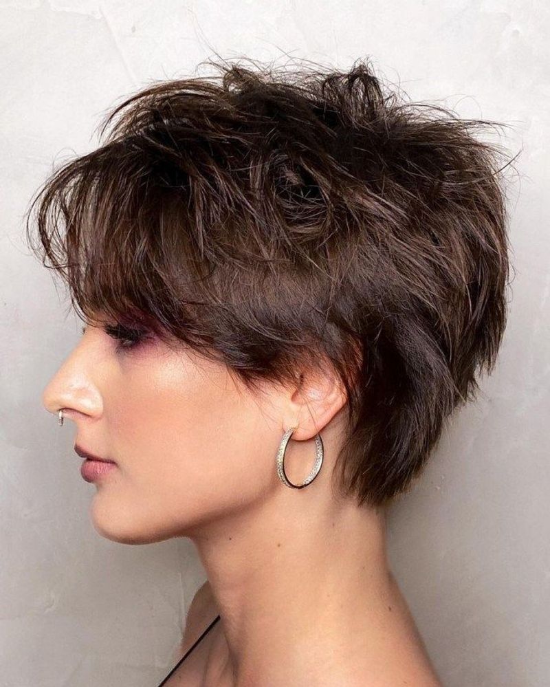 Pixie a capas con flequillo