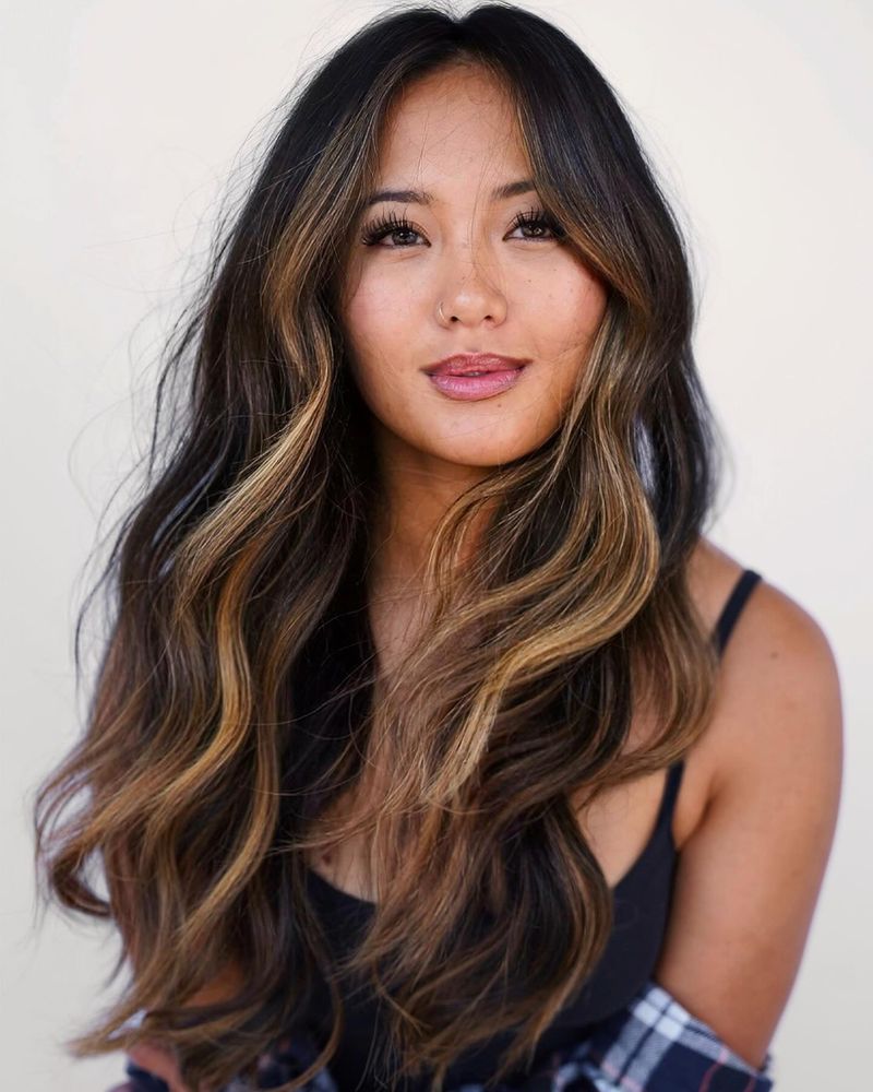 Face-Framing Highlights for Dull, Monotone Color
