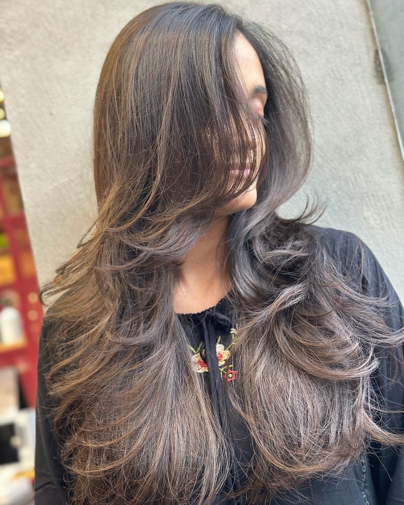 Long Layered Cut with Face-Framing Highlights
