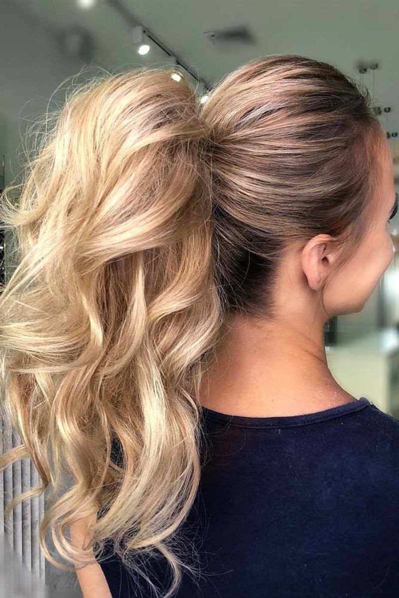 The High Ponytail With Volume