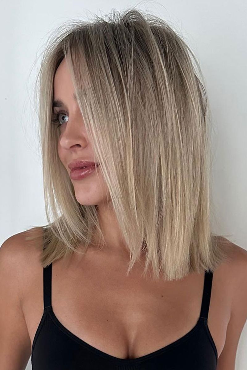 Blunt Lob with Subtle Layers