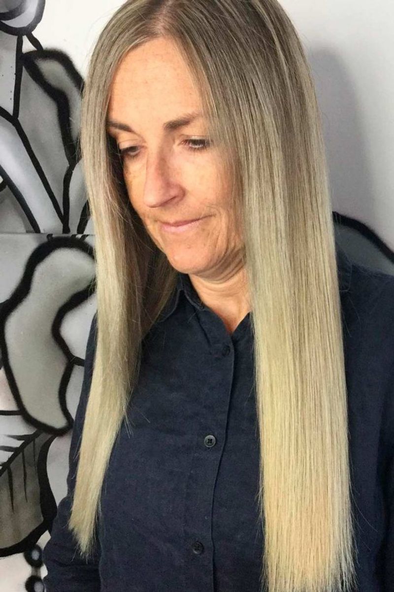 Uniform-Length Long Hair