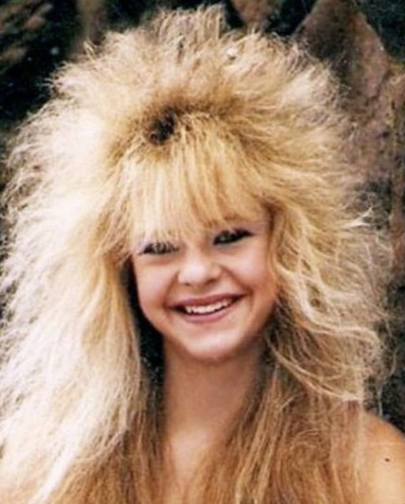 The Sky-High Teased Bangs
