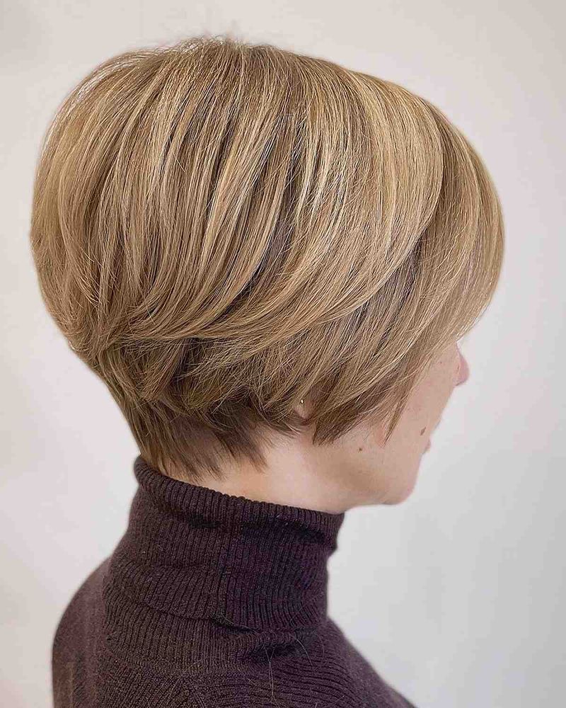 Sleek Graduated Pixie Bob