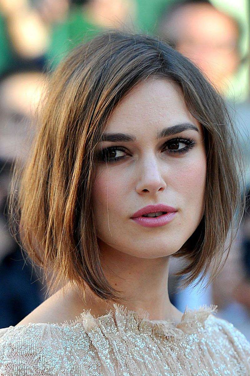 Blunt Bob with Side Part for Square Faces