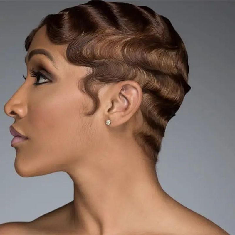 Finger Waves with Modern Twist