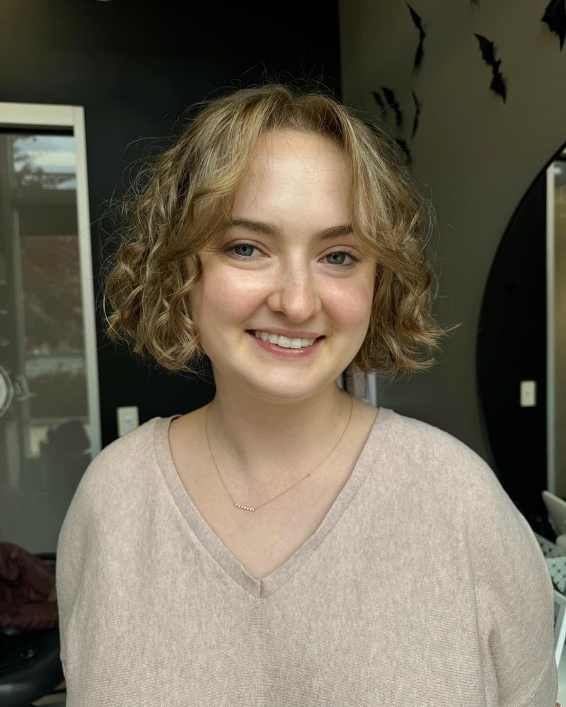 Bob ondulato con balayage