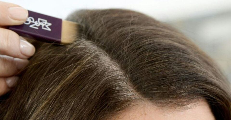 10 Quick Fixes Covering Gray Roots Without Dye (And 5 That Fall Short)