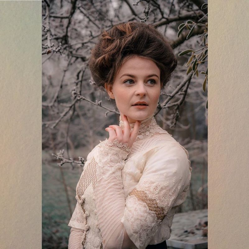 Victorian Gibson Girl Updo