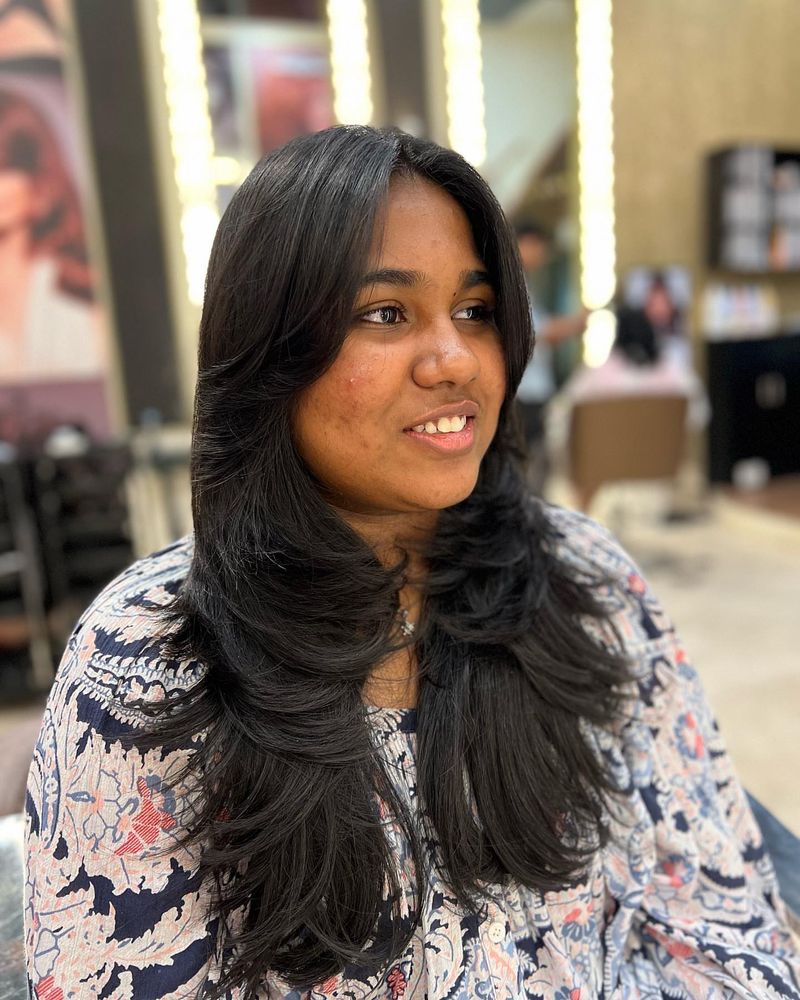 Soft Curtain Bangs with Layers