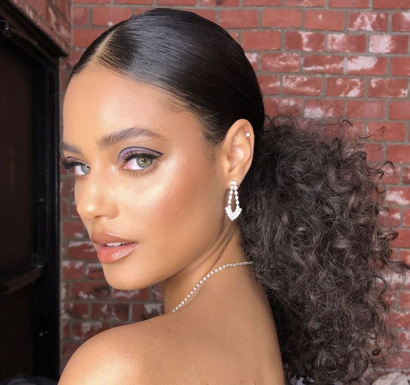Brushed-Back Style with Volume