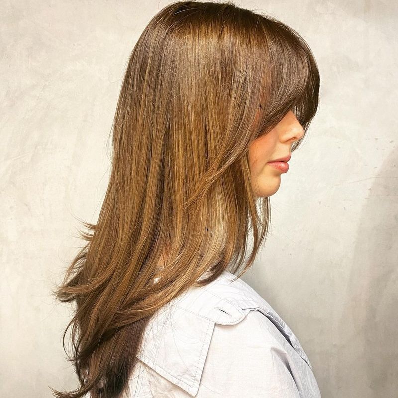 Straight Layers with Ionic Dryer Finish