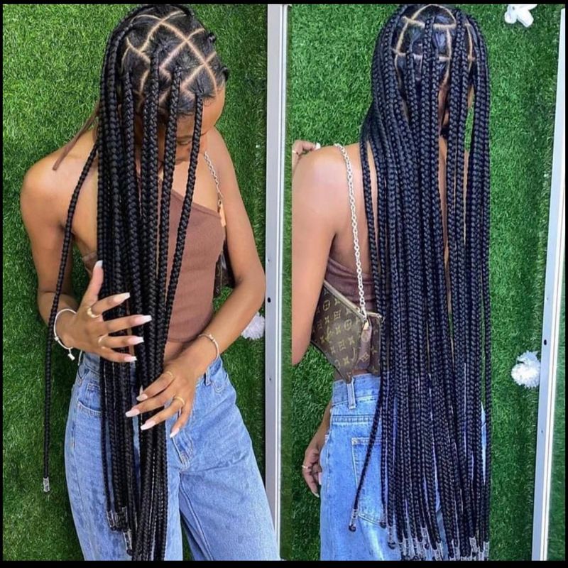 Hip-Length Jumbo Braids