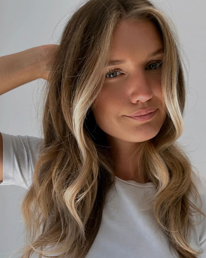 Face-Framing Blonde Wisps