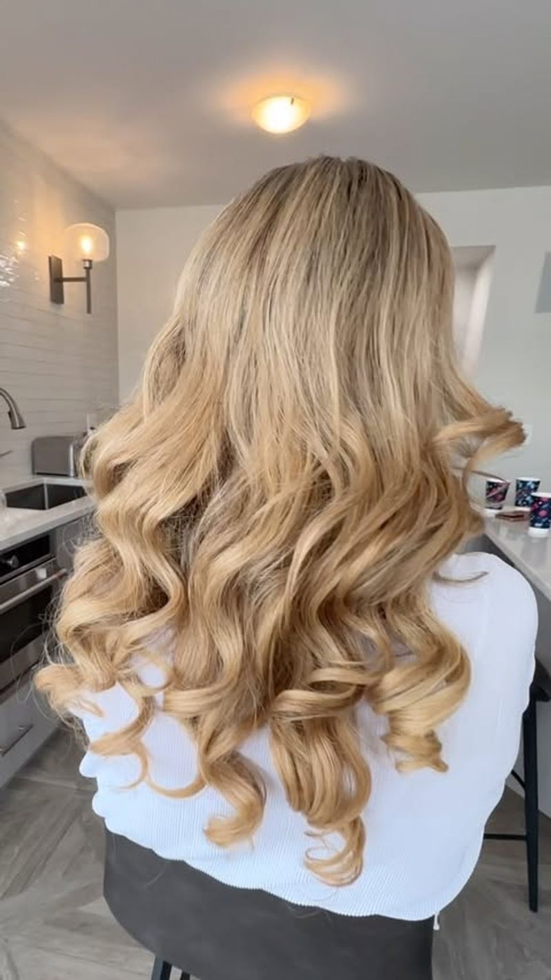 Boucles volumineuses