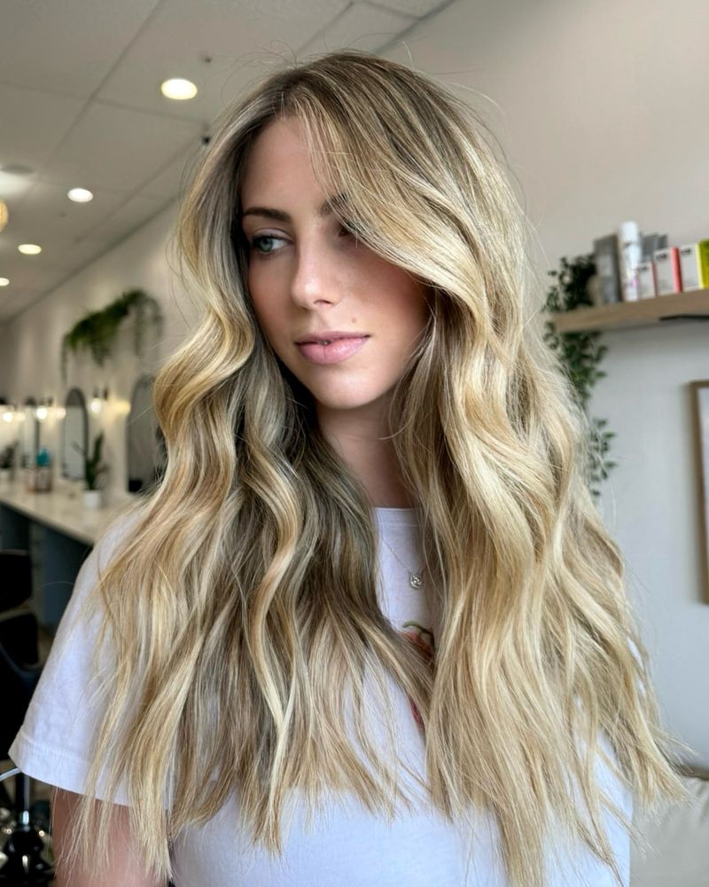 Honey Blonde Money Piece
