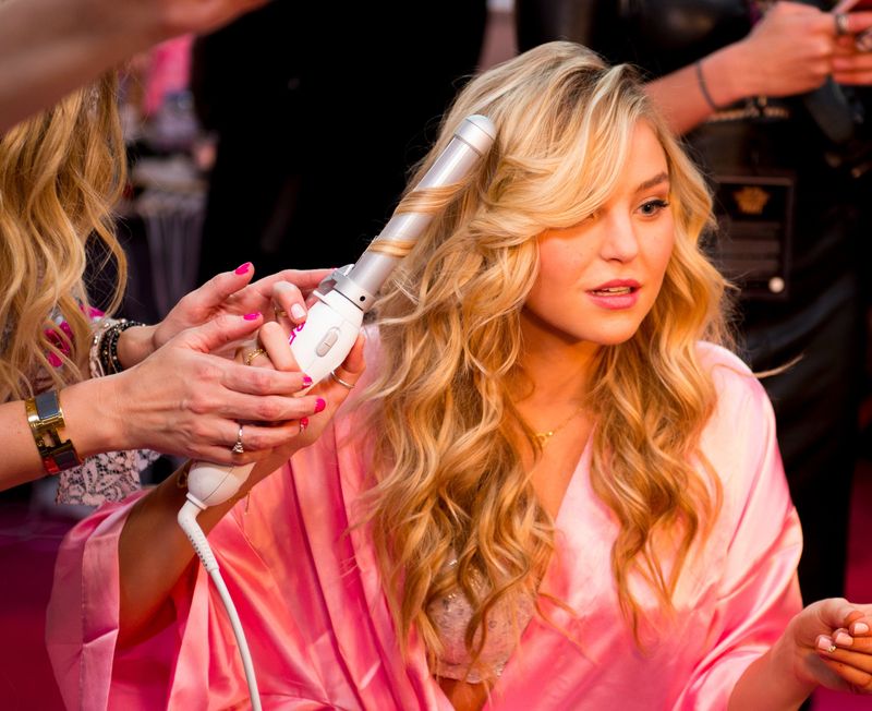 Cancer: Soft Beach Waves