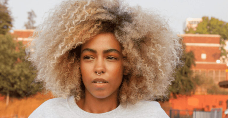 How To Avoid Damage After Dyeing Your Natural Hair