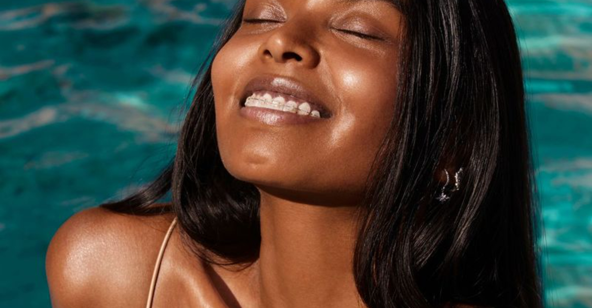 How To Protect The Hair While Swimming Every Day