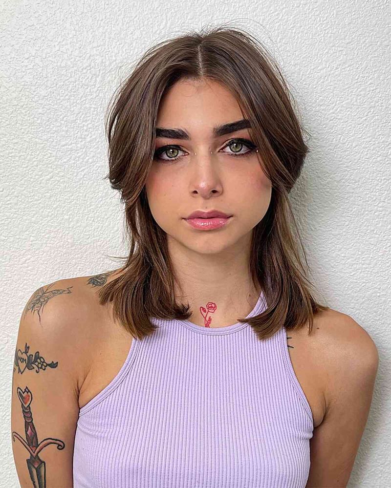 Collarbone Razor Cut