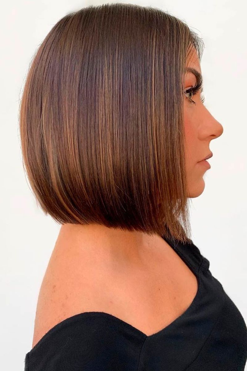 Coupe courte au menton