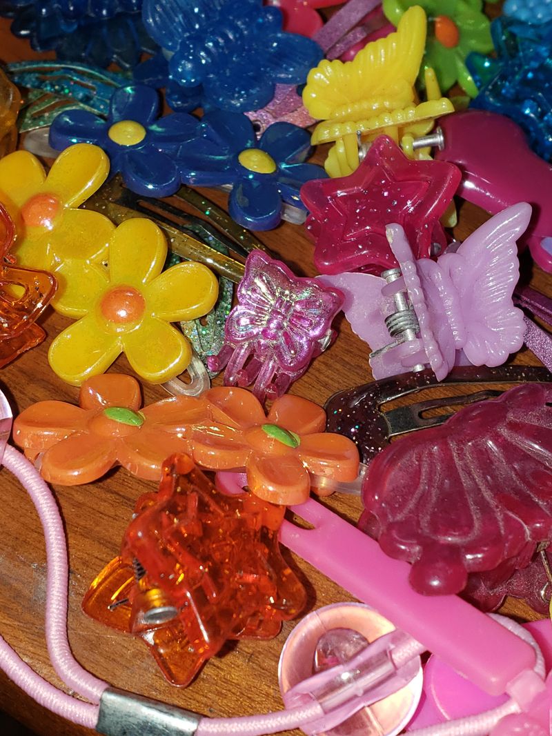 Plastic Flower Clips from the 90s