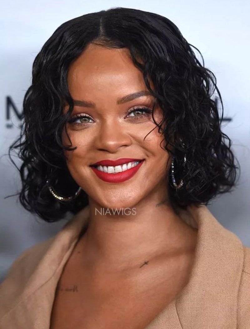 Rihanna's Edgy Wavy Bob