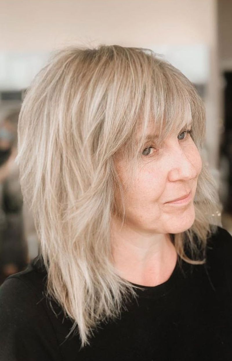 Shoulder-Length Shag